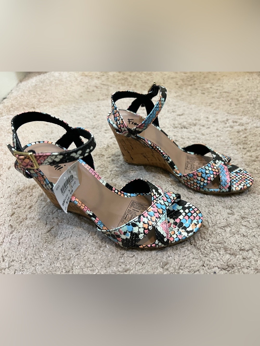 FIONI Clothing Women’s Multicolor Pastel Snake-Print Cork Wedge Sandals Size 5.5